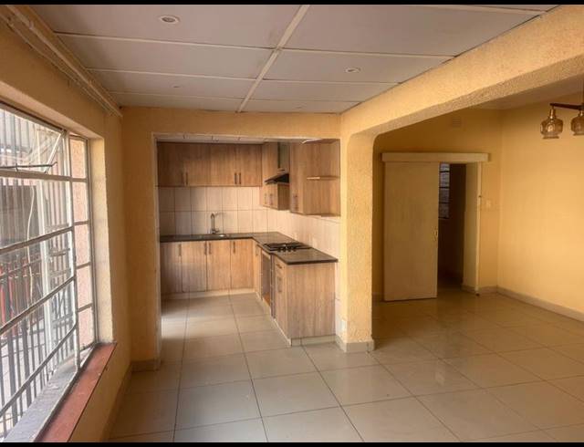 2 BEDROOM PROPERTY TO RENT IN KENSINGTON